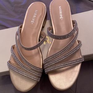 Brand new still in a box cute sparky sandals